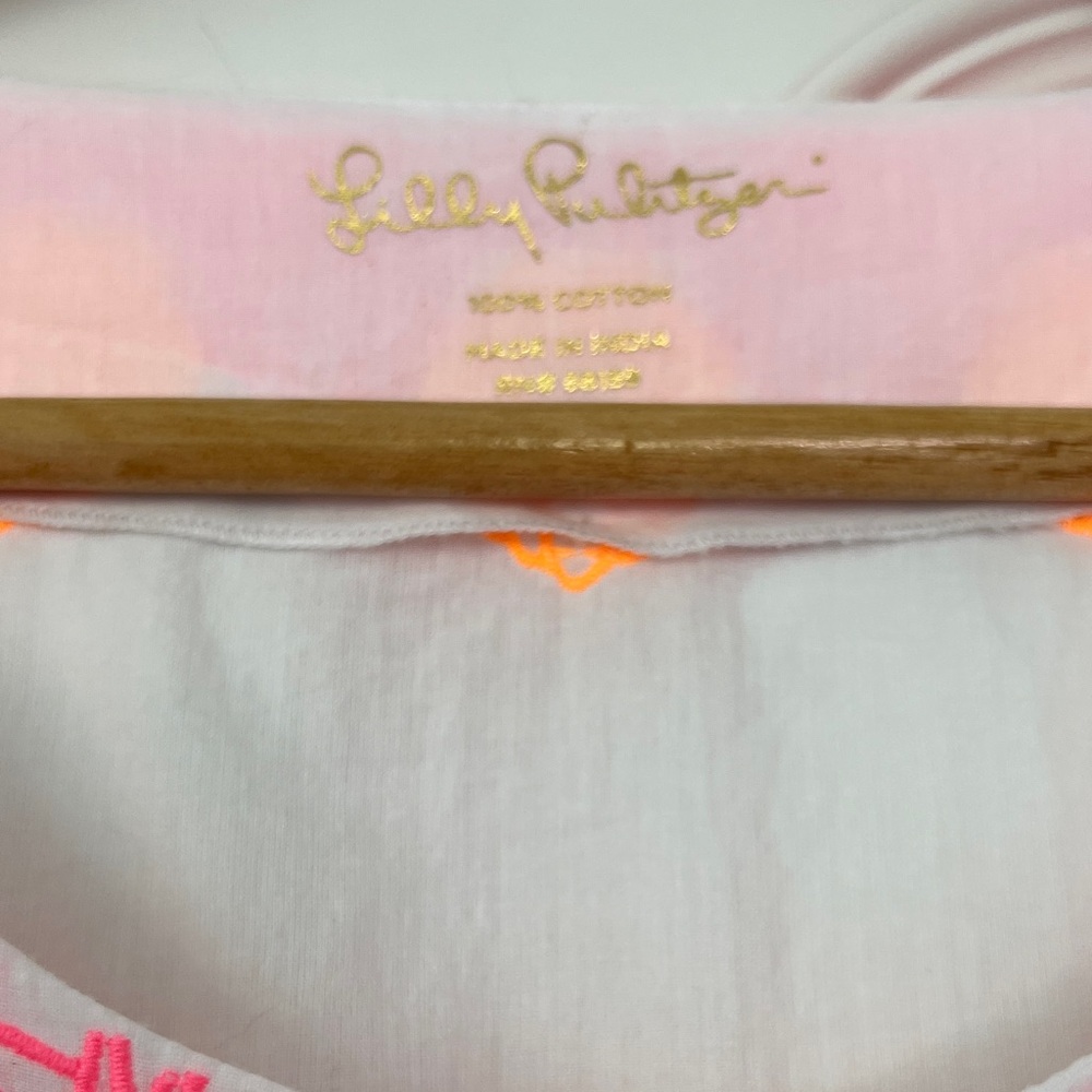 Lilly Pulitzer White Top with Pink and Orange Accents. Great for beach. - Picture 3 of 8
